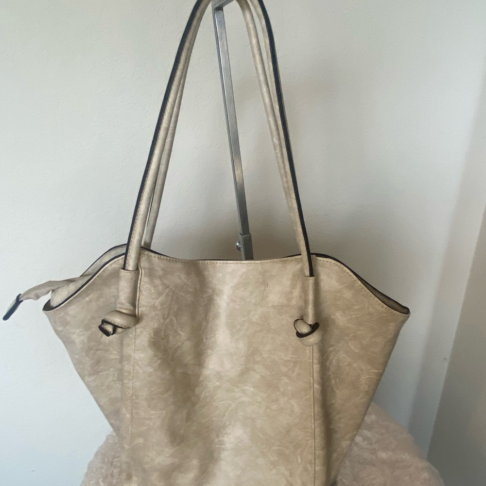 FASHION FRONT POCKET 2 IN 1 MEZON BAG - Picture 4 of 12